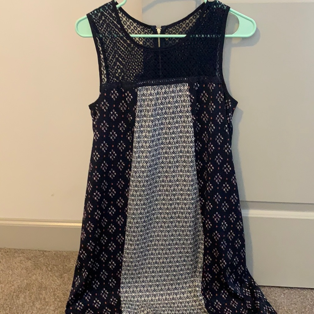 Knee length Shift dress with mesh detail
